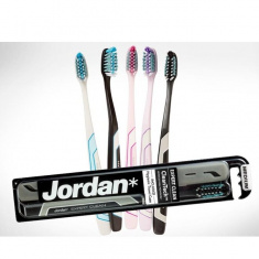 Jordan Expert Clean Soft Четка за зъби с кутия за съхранение