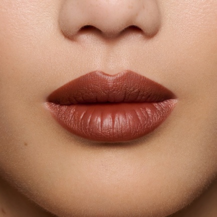 NL Beauty TOO NUDE TO BE TRUE Молив за устни 07 CHOCO BOMB 1,5 g